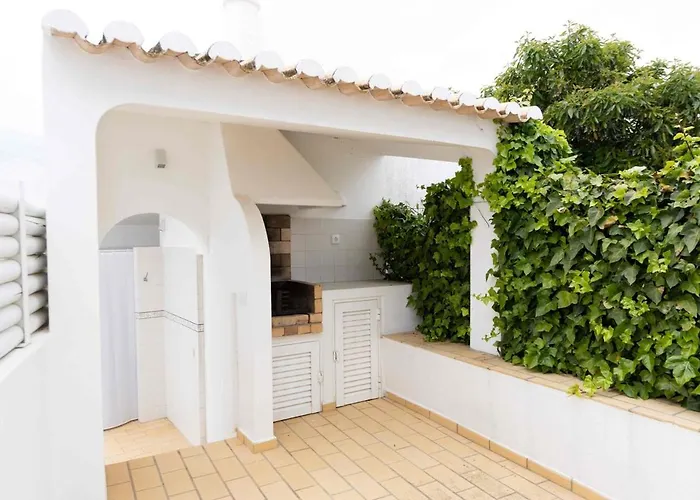 - Casa Com 3 Quartos 3* Lagos