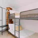 - Casa Com 3 Quartos