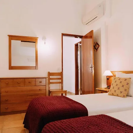 Maison d'hôtes - Casa Com 3 Quartos Lagos