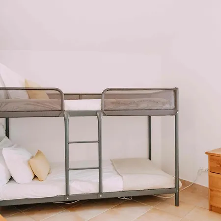 - Casa Com 3 Quartos 3* Lagos