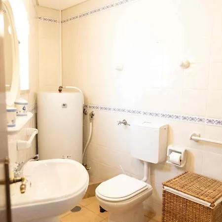 Maison d'hôtes - Casa Com 3 Quartos 3*