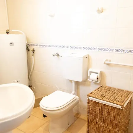 - Casa Com 3 Quartos Maison d'hôtes 3*